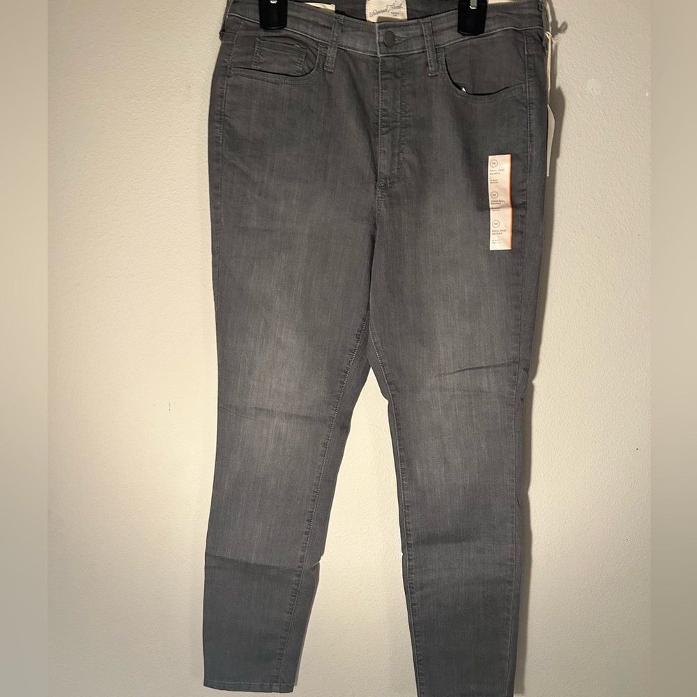 NWT Universal Thread high waisted skinny jeans